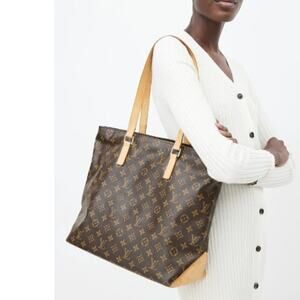 💎✨HOT BUY✨💎AUTHENTIC Louis Vuitton  Cabas Mezzo monogram